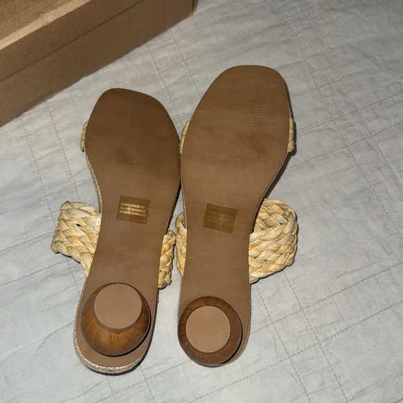 Steve Madden VOWS raffia sandal - Picture 3 of 4